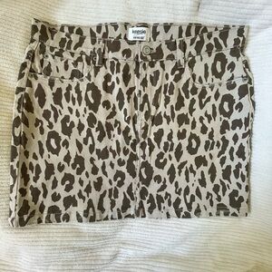 Kenzie Animal Print Mini Skirt Size 10 Stretch Denim Brown & Tan